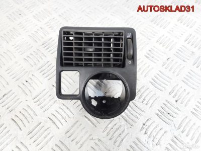 Дефлектор воздушный левый VW Golf 4 1J1815715A - АвтоСклад31.рф - авторазборка контрактные б/у запчасти в г. Белгород
