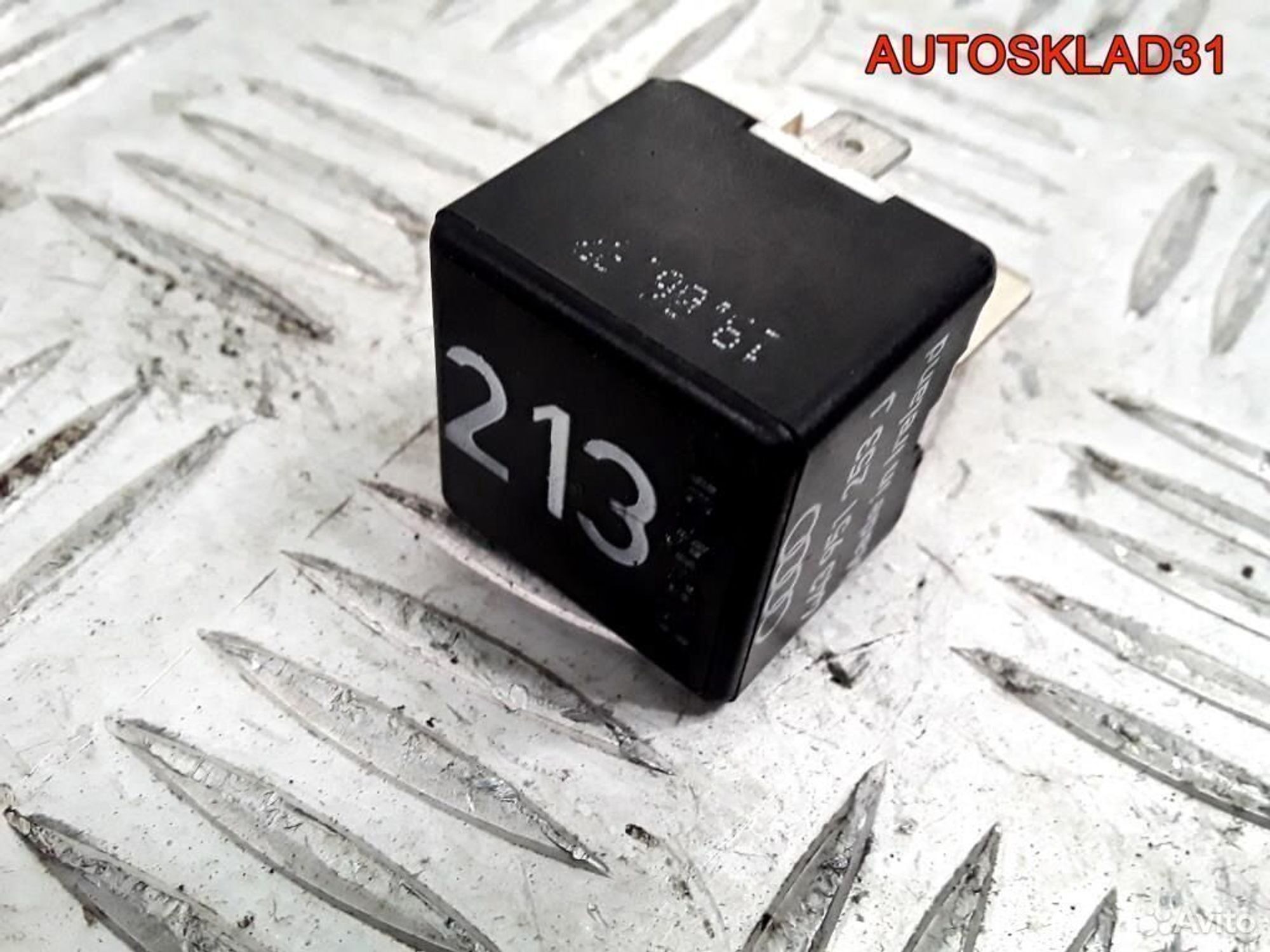 Реле стеклоочистителя № 213 Audi A4 B5 443951253J - АвтоСклад31.рф - авторазборка контрактные б/у запчасти в г. Белгород Реле стеклоочистителя № 213 Audi A4 B5 443951253J - АвтоСклад31.рф - авторазборка контрактные б/у запчасти в г. Белгород
