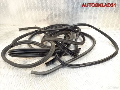 Уплотнитель дверей комплект Hyundai i30 Универсал - АвтоСклад31.рф - авторазборка контрактные б/у запчасти в г. Белгород