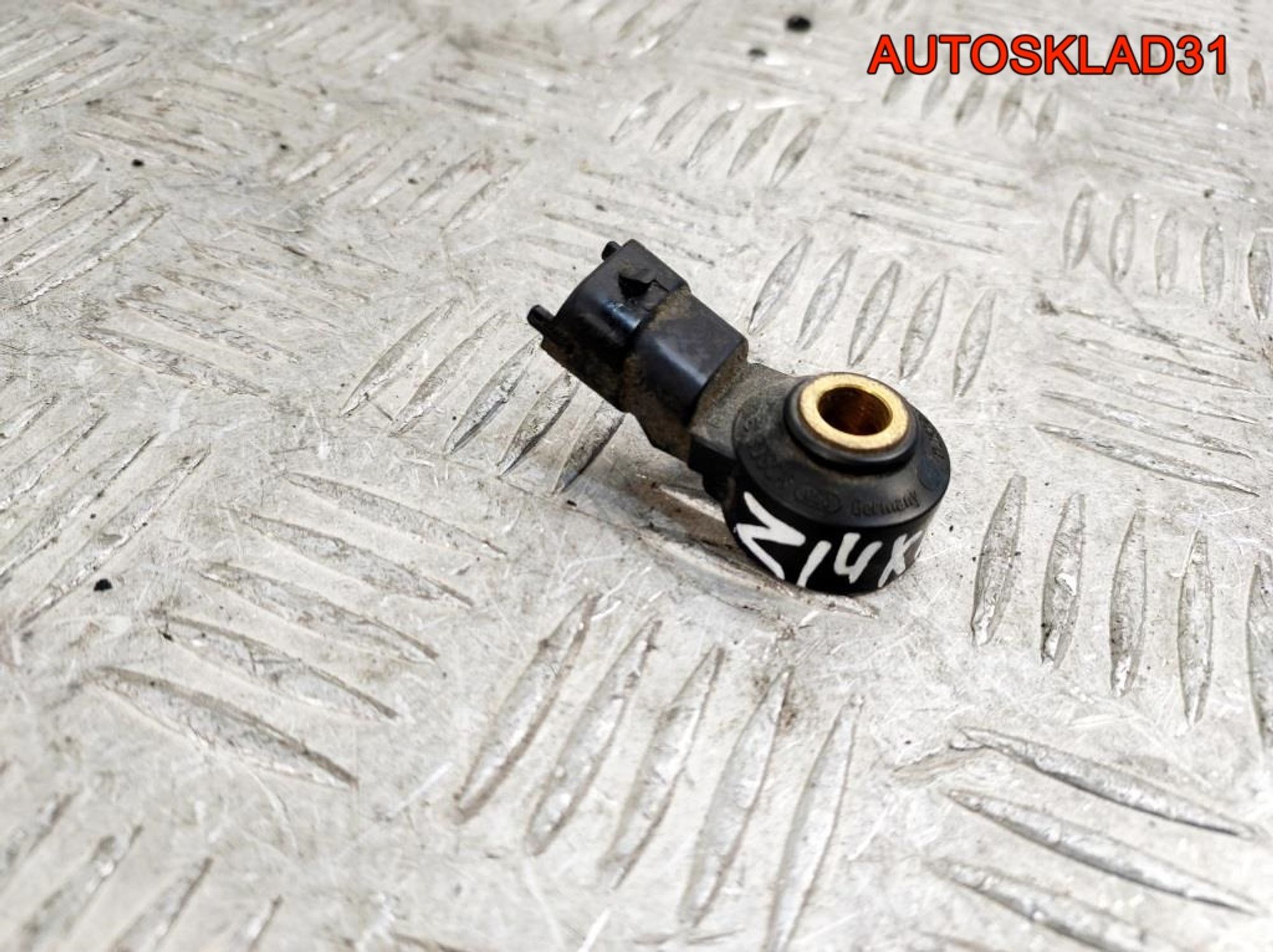 Датчик детонации Opel Corsa D 1,4 Z14XEP 0261231173 - АвтоСклад31.рф - авторазборка контрактные б/у запчасти в г. Белгород Датчик детонации Opel Corsa D 1,4 Z14XEP 0261231173 - АвтоСклад31.рф - авторазборка контрактные б/у запчасти в г. Белгород