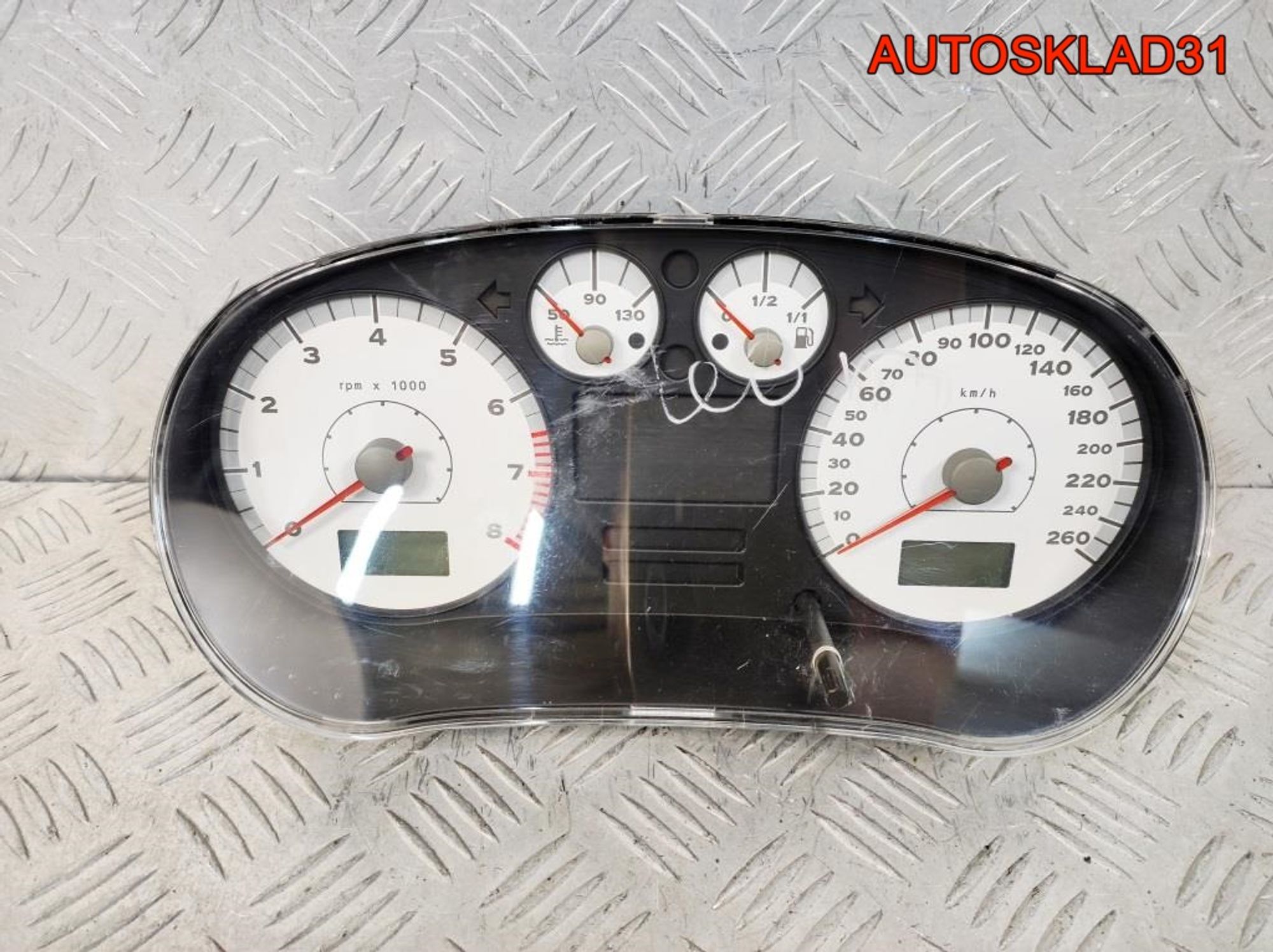 Панель приборов SEAT Leon 1M0920822G Бензин - АвтоСклад31.рф - авторазборка контрактные б/у запчасти в г. Белгород Панель приборов SEAT Leon 1M0920822G Бензин - АвтоСклад31.рф - авторазборка контрактные б/у запчасти в г. Белгород