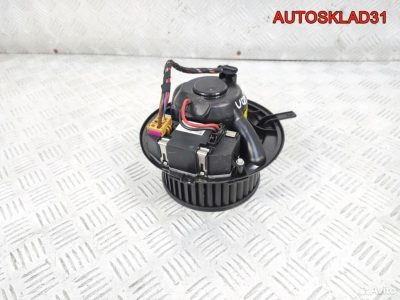 Моторчик отопителя Volkswagen Touran 1K1820015F - АвтоСклад31.рф - авторазборка контрактные б/у запчасти в г. Белгород