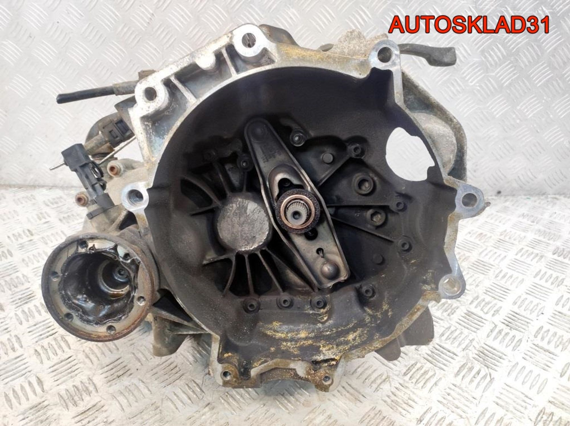 МКПП LVC Skoda Fabia 2 1,2 CHF 02T301103A - АвтоСклад31.рф - авторазборка контрактные б/у запчасти в г. Белгород МКПП LVC Skoda Fabia 2 1,2 CHF 02T301103A - АвтоСклад31.рф - авторазборка контрактные б/у запчасти в г. Белгород