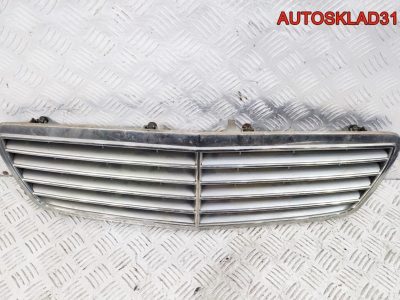 Решетка радиатора Mercedes Benz W203 A2038800183 - АвтоСклад31.рф - авторазборка контрактные б/у запчасти в г. Белгород