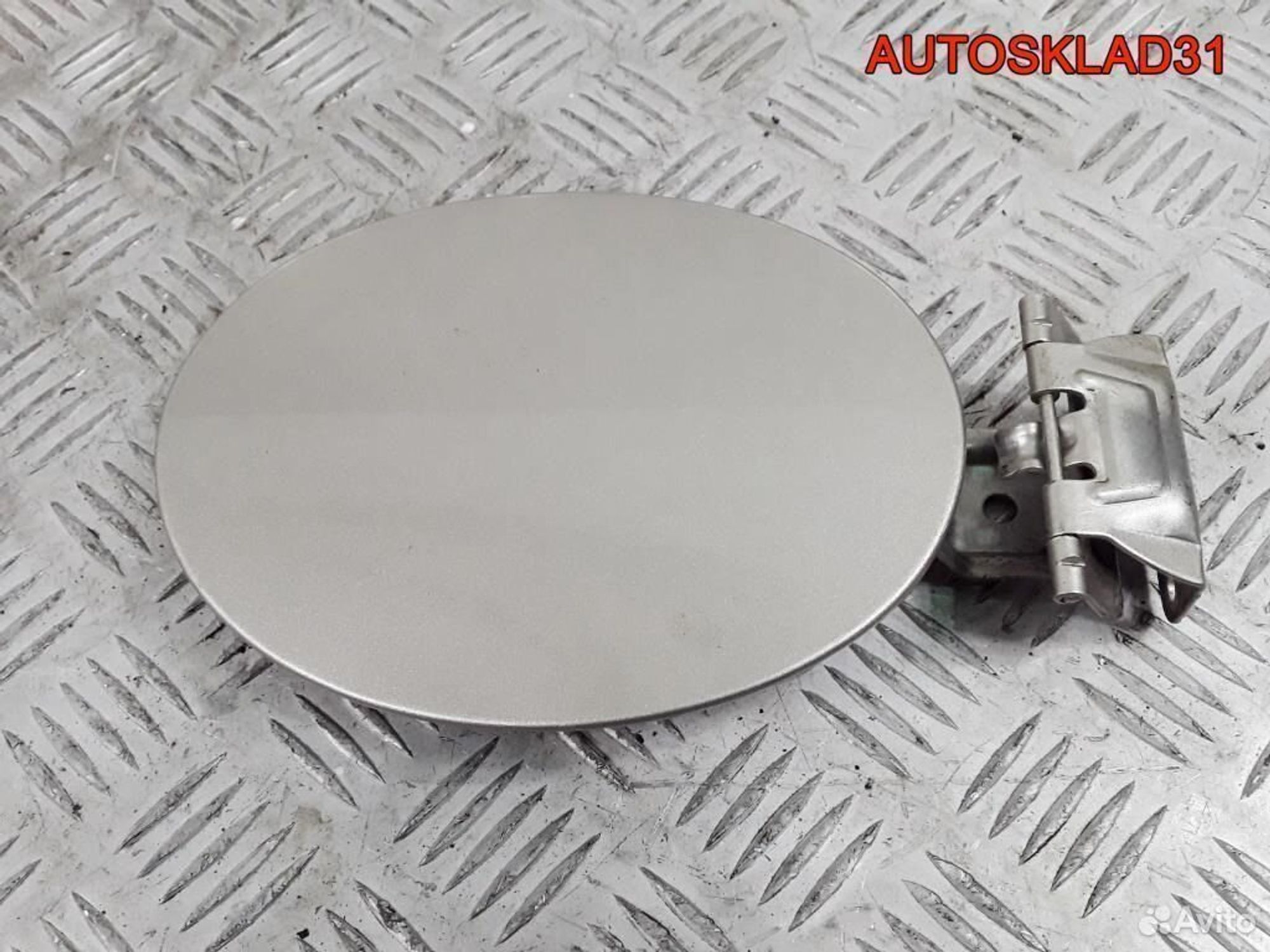 Лючок бензобака Mazda 3 BK bn8v42410d Седан - АвтоСклад31.рф - авторазборка контрактные б/у запчасти в г. Белгород Лючок бензобака Mazda 3 BK bn8v42410d Седан - АвтоСклад31.рф - авторазборка контрактные б/у запчасти в г. Белгород