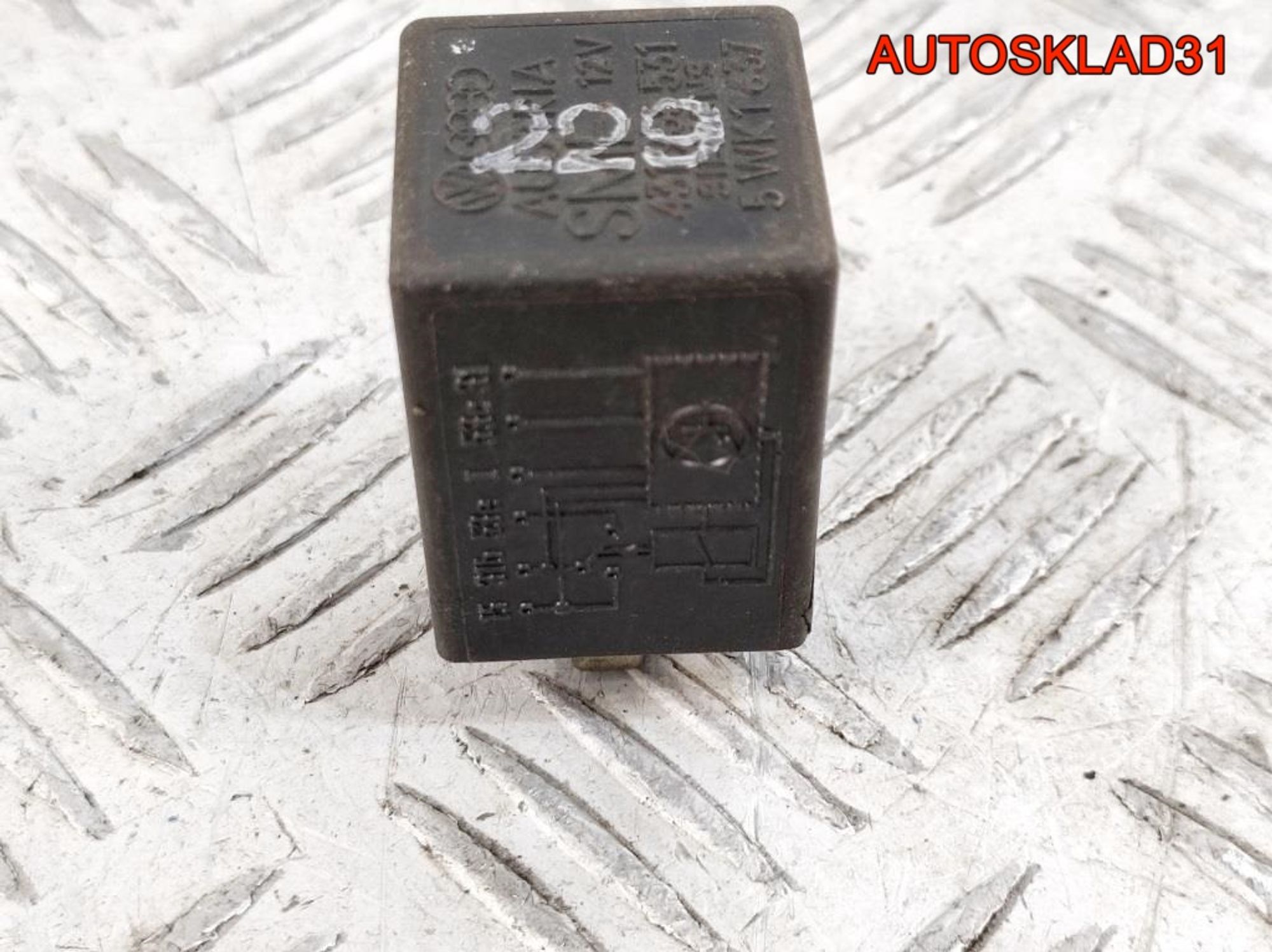 Реле №229 Audi 100 C4 431955531 - АвтоСклад31.рф - авторазборка контрактные б/у запчасти в г. Белгород Реле №229 Audi 100 C4 431955531 - АвтоСклад31.рф - авторазборка контрактные б/у запчасти в г. Белгород