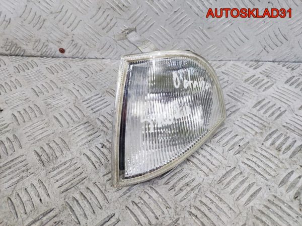 Указатель поворота правый белый Skoda Octavia A4 - АвтоСклад31.рф - авторазборка контрактные б/у запчасти в г. Белгород