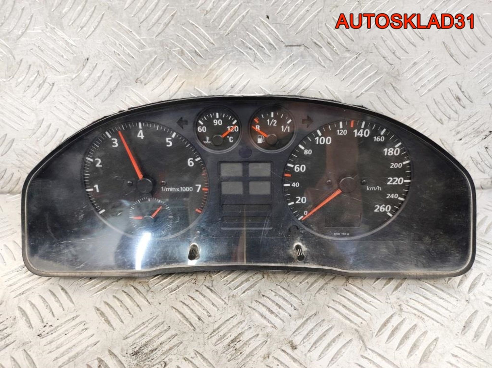 Панель приборов Audi A4 B5 8D0919033C Бензин - АвтоСклад31.рф - авторазборка контрактные б/у запчасти в г. Белгород Панель приборов Audi A4 B5 8D0919033C Бензин - АвтоСклад31.рф - авторазборка контрактные б/у запчасти в г. Белгород