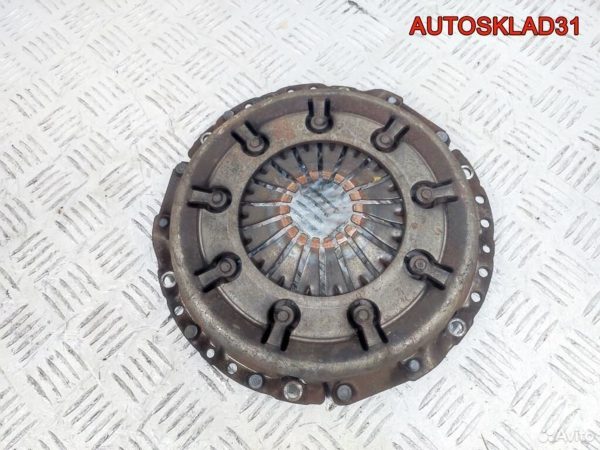 Лючок бензобака Mercedes Benz W211 A0005843117 - АвтоСклад31.рф - авторазборка контрактные б/у запчасти в г. Белгород