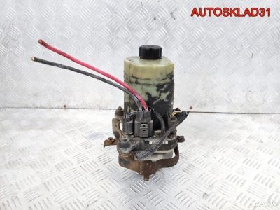 Насос ЭГУР Ford Focus 2 4M513K514AC - АвтоСклад31.рф - авторазборка контрактные б/у запчасти в г. Белгород