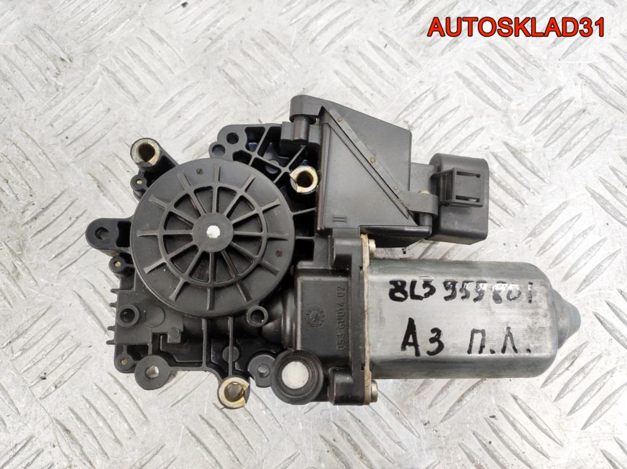 Моторчик стеклоподъемника п/л Audi A3 8L3959801 - АвтоСклад31.рф - авторазборка контрактные б/у запчасти в г. Белгород Моторчик стеклоподъемника п/л Audi A3 8L3959801 - АвтоСклад31.рф - авторазборка контрактные б/у запчасти в г. Белгород
