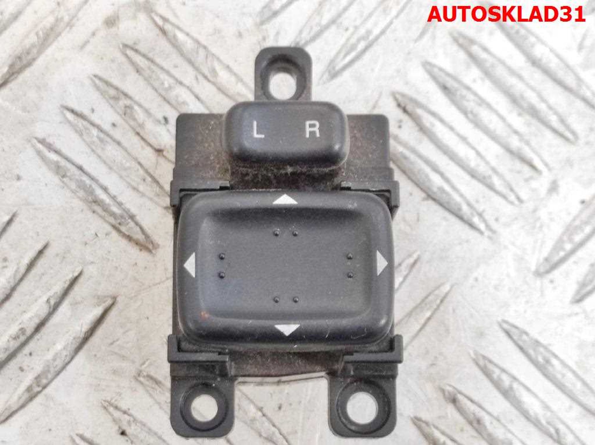 Переключатель регулировки зеркала Mazda 6 GG GJ6A66600 - АвтоСклад31.рф - авторазборка контрактные б/у запчасти в г. Белгород Переключатель регулировки зеркала Mazda 6 GG GJ6A66600 - АвтоСклад31.рф - авторазборка контрактные б/у запчасти в г. Белгород