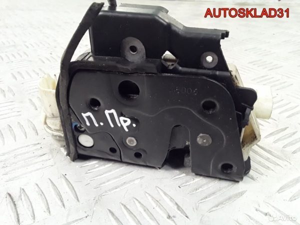 Замок капота Audi A4 B6 8E0823480A - АвтоСклад31.рф - авторазборка контрактные б/у запчасти в г. Белгород