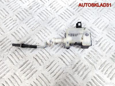 Активатор лючка бензобака VW Touran 1T0810773R - АвтоСклад31.рф - авторазборка контрактные б/у запчасти в г. Белгород