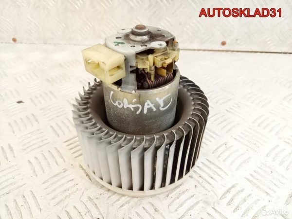 Подушка безопасности в руль Seat Leon 1M0880201M - АвтоСклад31.рф - авторазборка контрактные б/у запчасти в г. Белгород