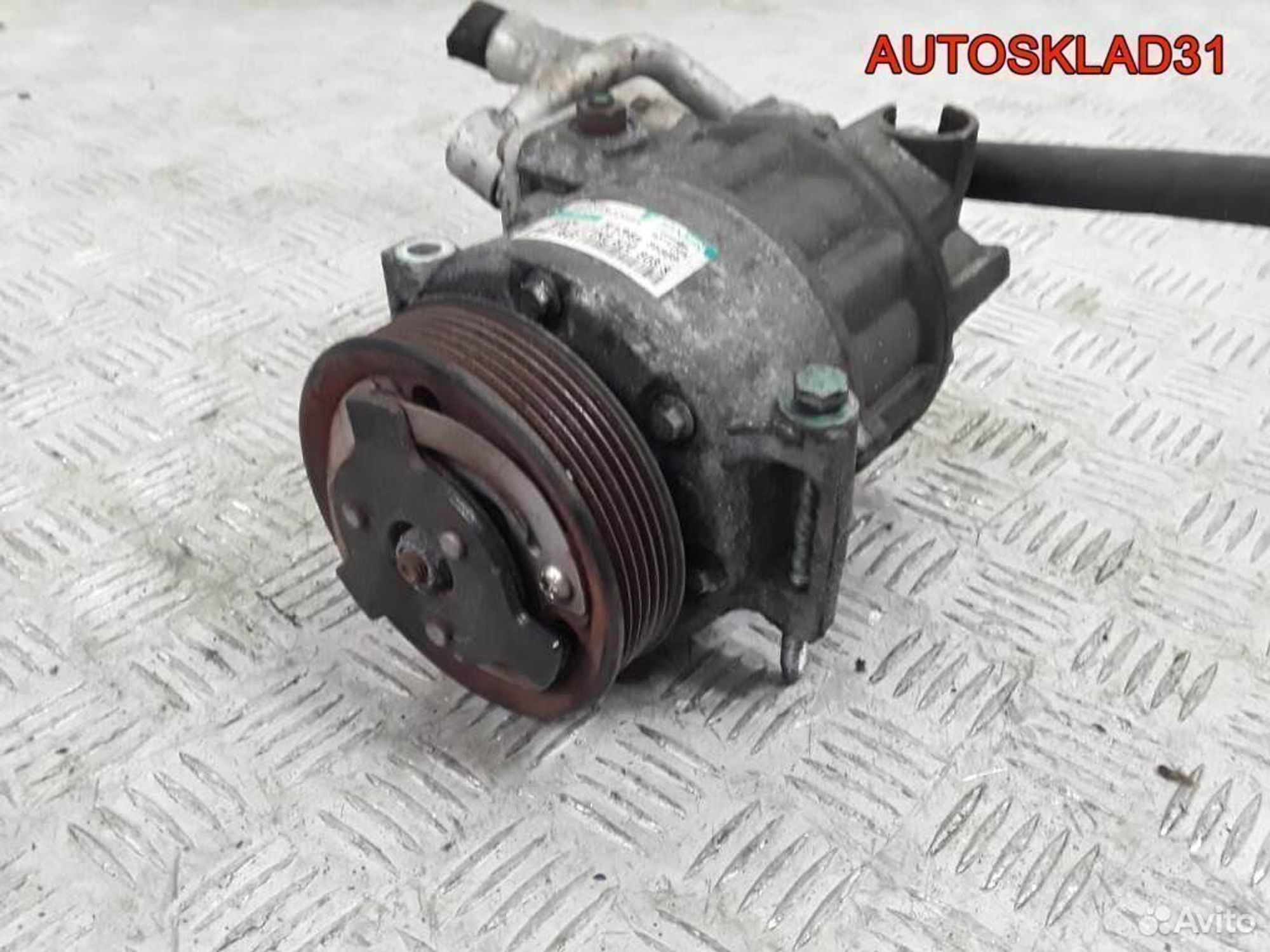 Компрессор кондиционера VW Golf 5 1K0820803S - АвтоСклад31.рф - авторазборка контрактные б/у запчасти в г. Белгород Компрессор кондиционера VW Golf 5 1K0820803S - АвтоСклад31.рф - авторазборка контрактные б/у запчасти в г. Белгород