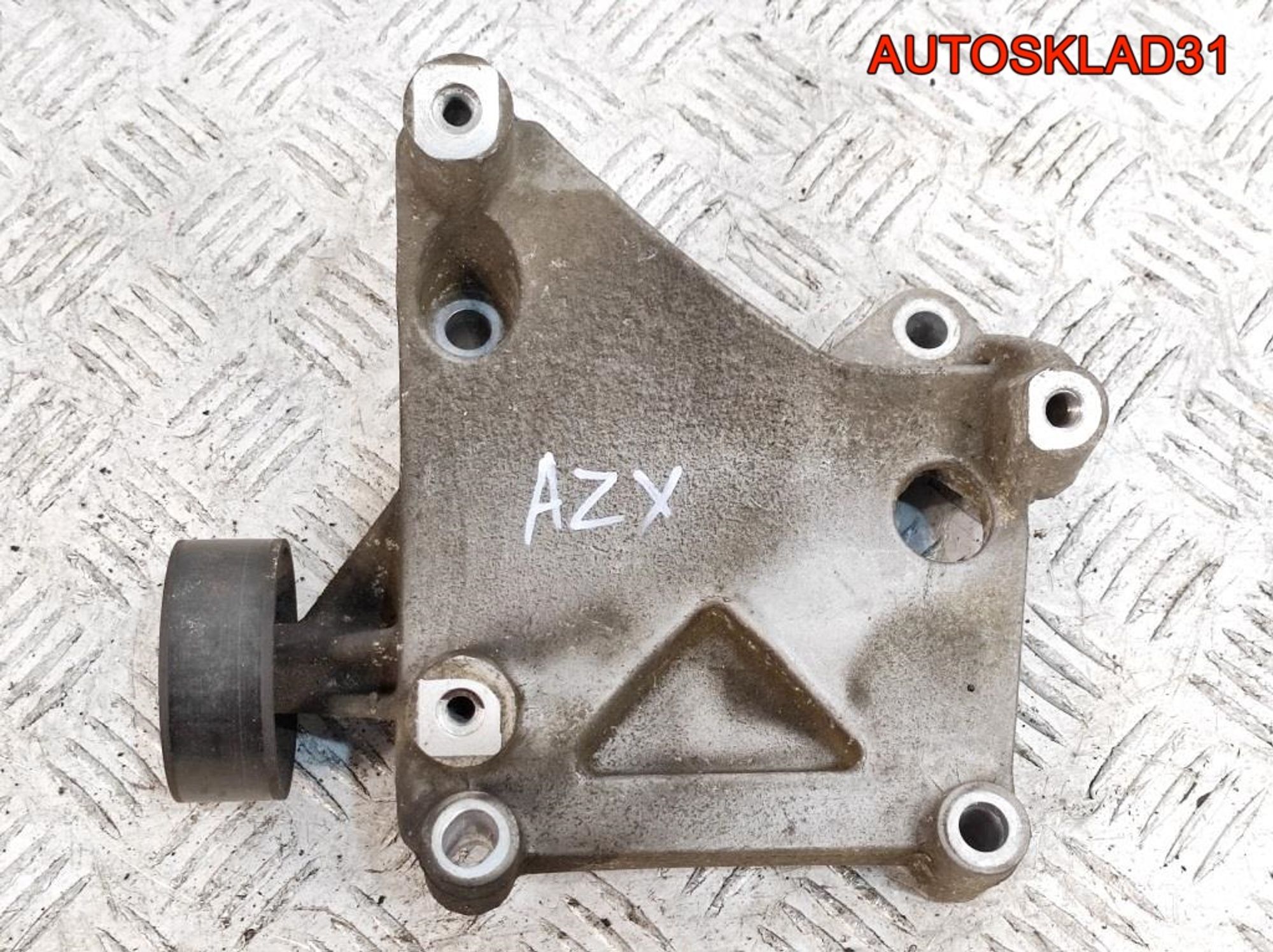 Кронштейн кондиционера VW Passat B5+ 2,3 AZX 071260885 - АвтоСклад31.рф - авторазборка контрактные б/у запчасти в г. Белгород Кронштейн кондиционера VW Passat B5+ 2,3 AZX 071260885 - АвтоСклад31.рф - авторазборка контрактные б/у запчасти в г. Белгород