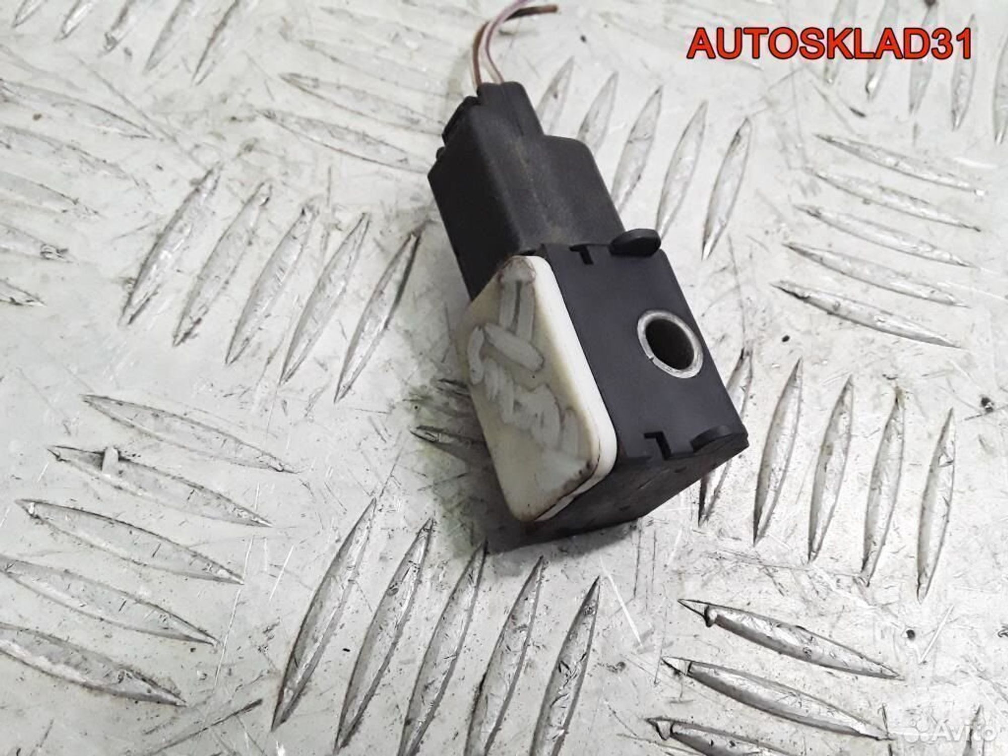Датчик Аирбаг Ford Focus 2 3m5t14b342ab - АвтоСклад31.рф - авторазборка контрактные б/у запчасти в г. Белгород Датчик Аирбаг Ford Focus 2 3m5t14b342ab - АвтоСклад31.рф - авторазборка контрактные б/у запчасти в г. Белгород