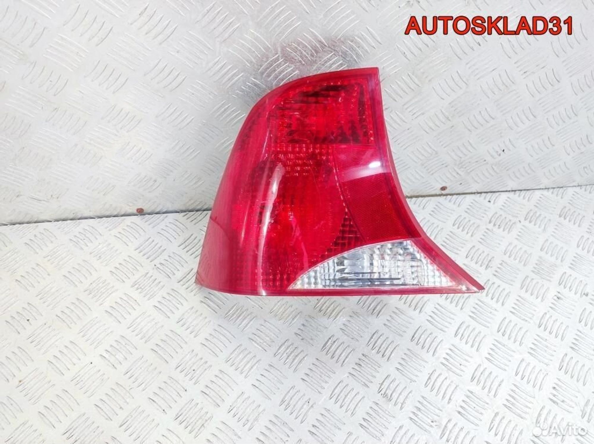 Фонарь задний левый Ford Focus 1 YS4X134041CA Седан - АвтоСклад31.рф - авторазборка контрактные б/у запчасти в г. Белгород Фонарь задний левый Ford Focus 1 YS4X134041CA Седан - АвтоСклад31.рф - авторазборка контрактные б/у запчасти в г. Белгород